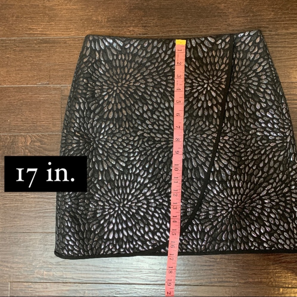 LOFT Petite holiday skirt, metallic black/silver shine - Picture 8 of 9